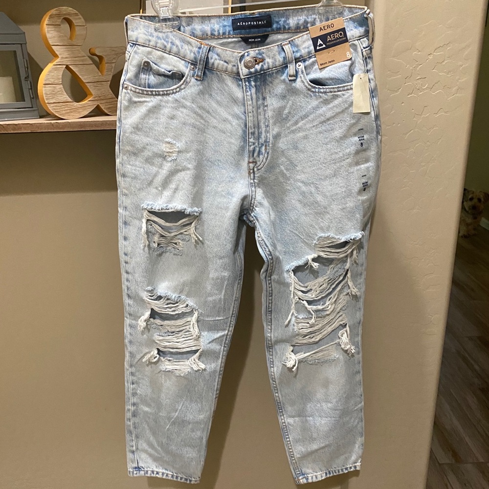 Aeropostale distressed mom jeans NWT